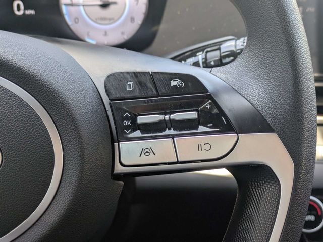 Used 2024 Gray Hyundai SEL image 25
