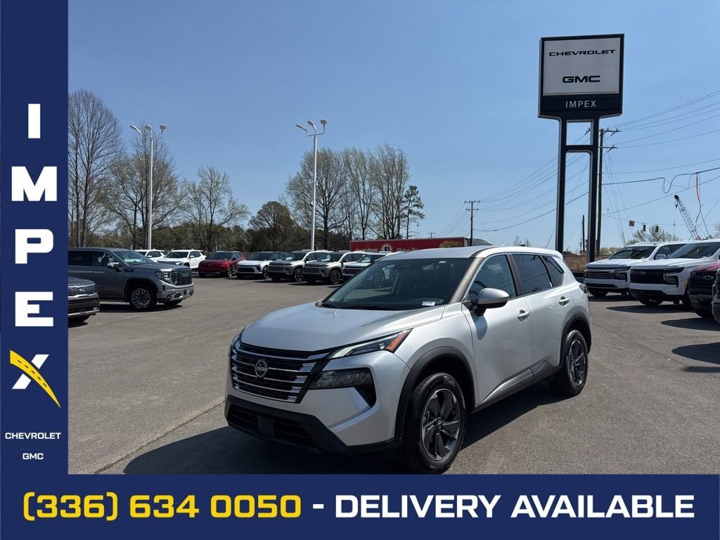 Silver 2025 Nissan Rogue SV FWD SUV / Crossover Front-Wheel Drive