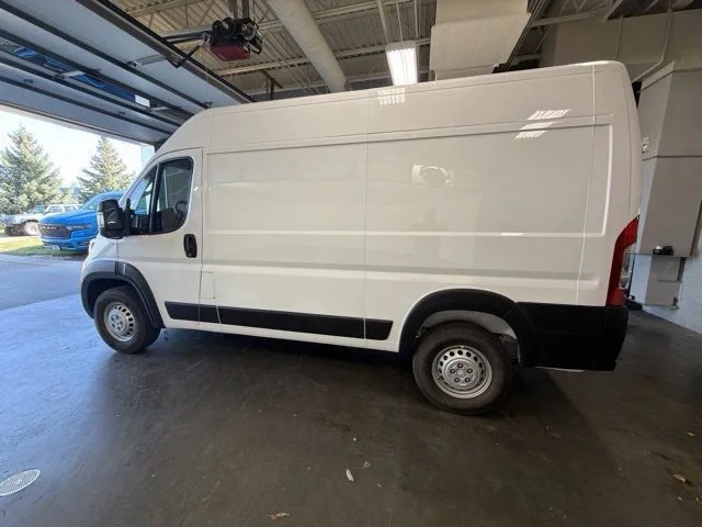 New 2027 White Ram High Roof image 6