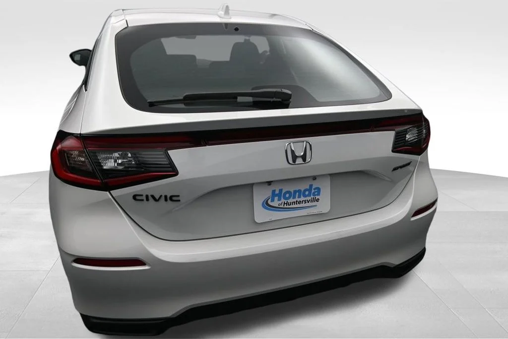 Used 2026 Platinum White Pearl Honda FWD Sport image 14