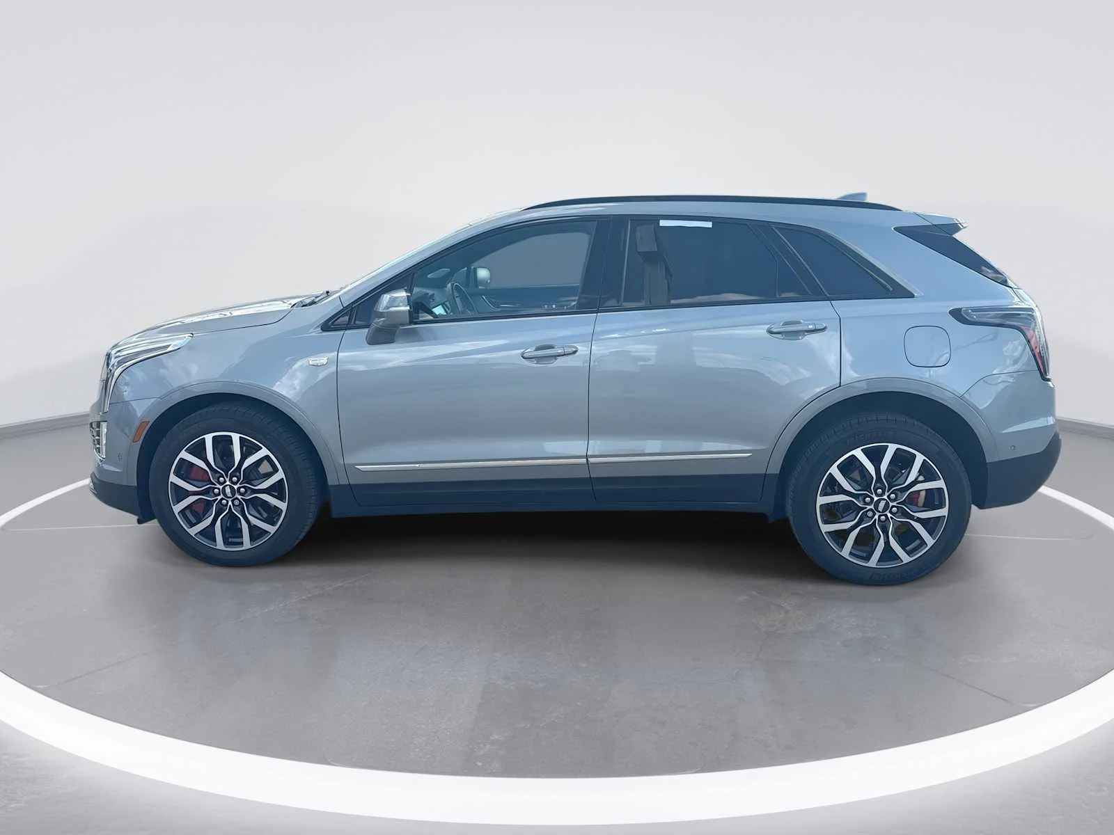 Used 2025 Argent Silver Metallic Cadillac Sport image 6