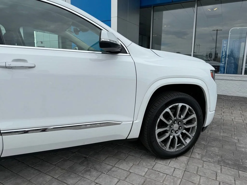 Used 2023 Summit White GMC Denali image 14
