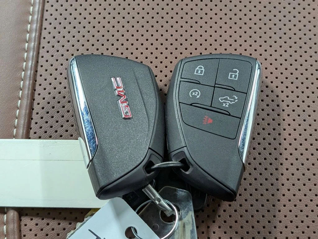 Used 2025 Sterling GMC Denali Ultimate image 31