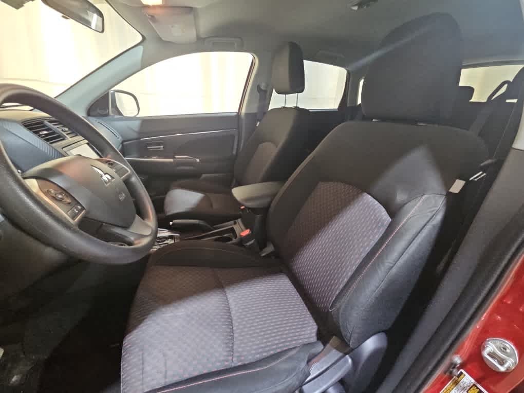 Used 2019 Rally Red Metallic Mitsubishi ES 2.0 image 6