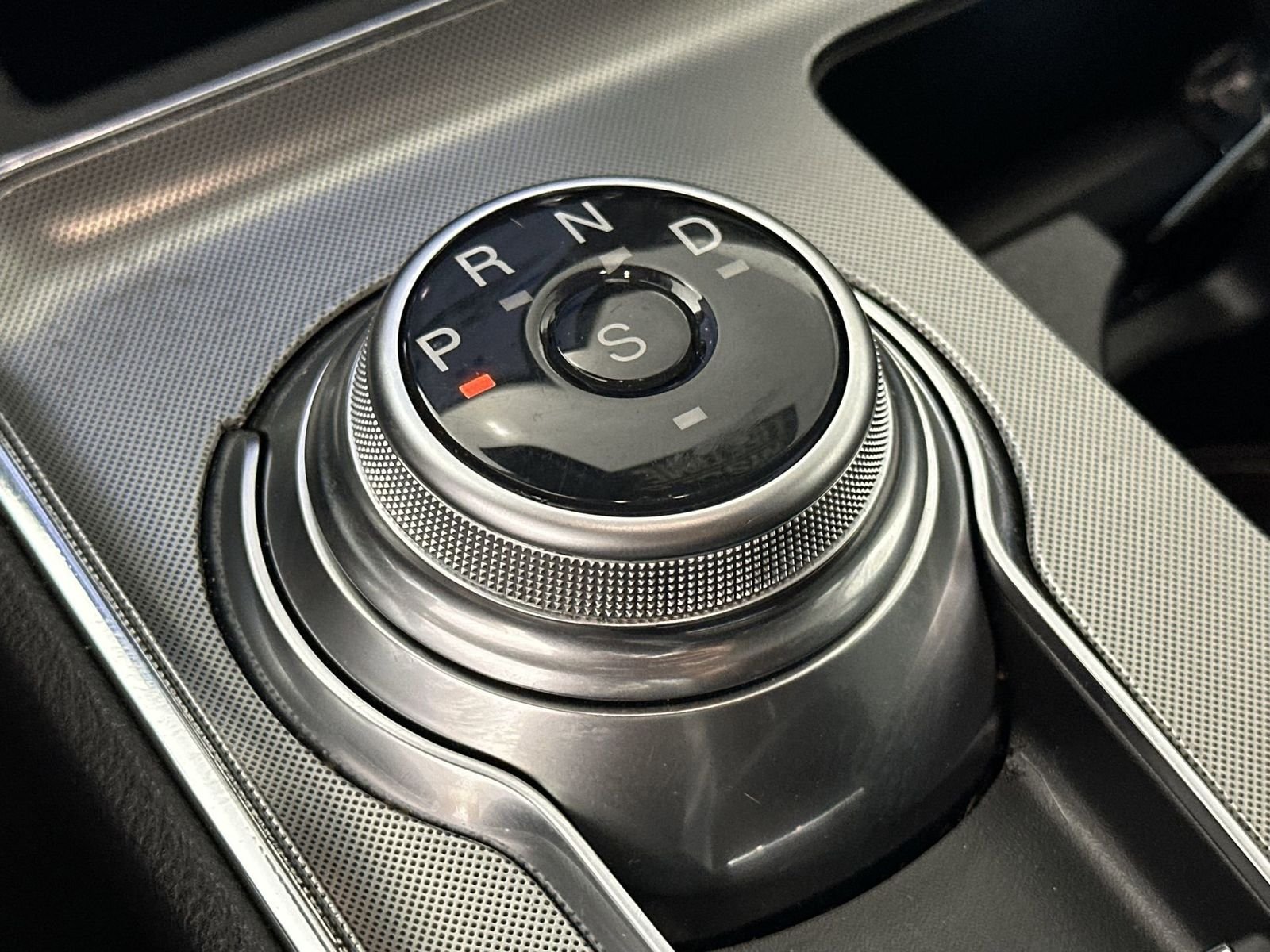 2024 Ford Edge Titanium - Photo 19