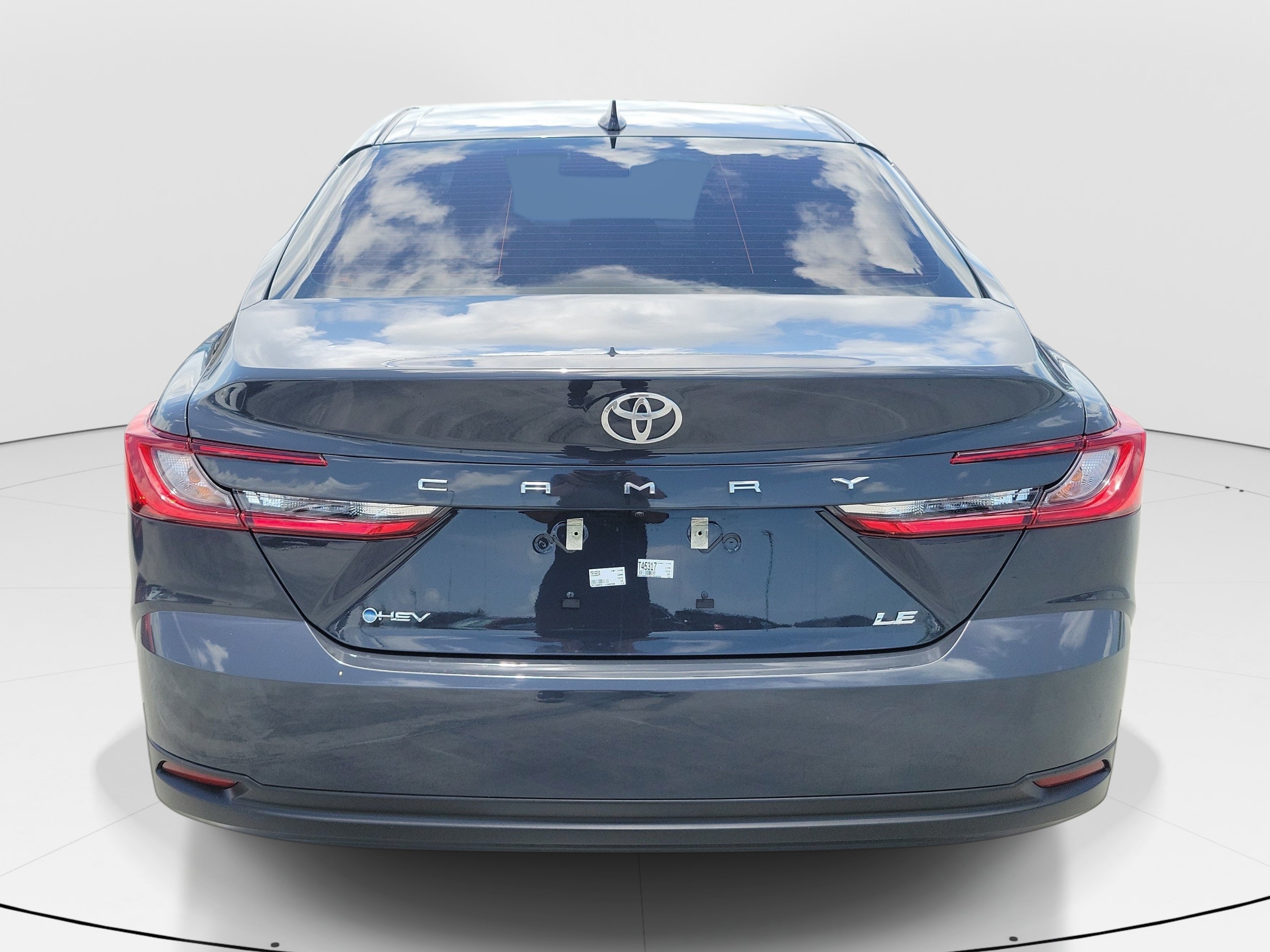 Used 2025 Underground Toyota LE image 5