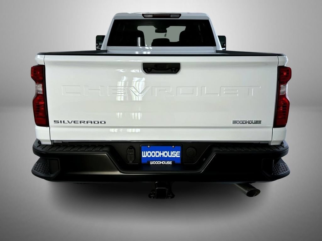 New 2026 Summit White Chevrolet WT image 6