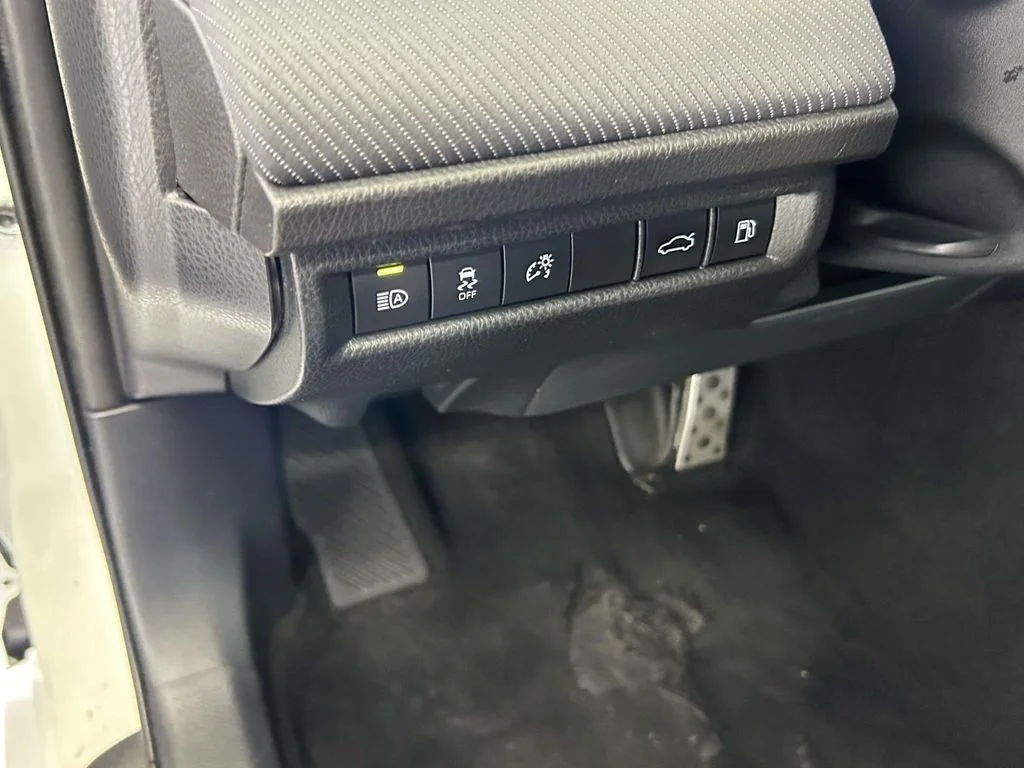 Used 2025 White Toyota SE image 18