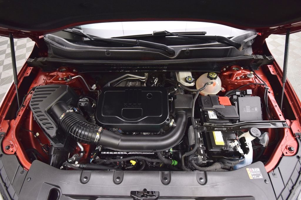 Used 2024 Radiant Red Tintcoat Chevrolet LT image 25