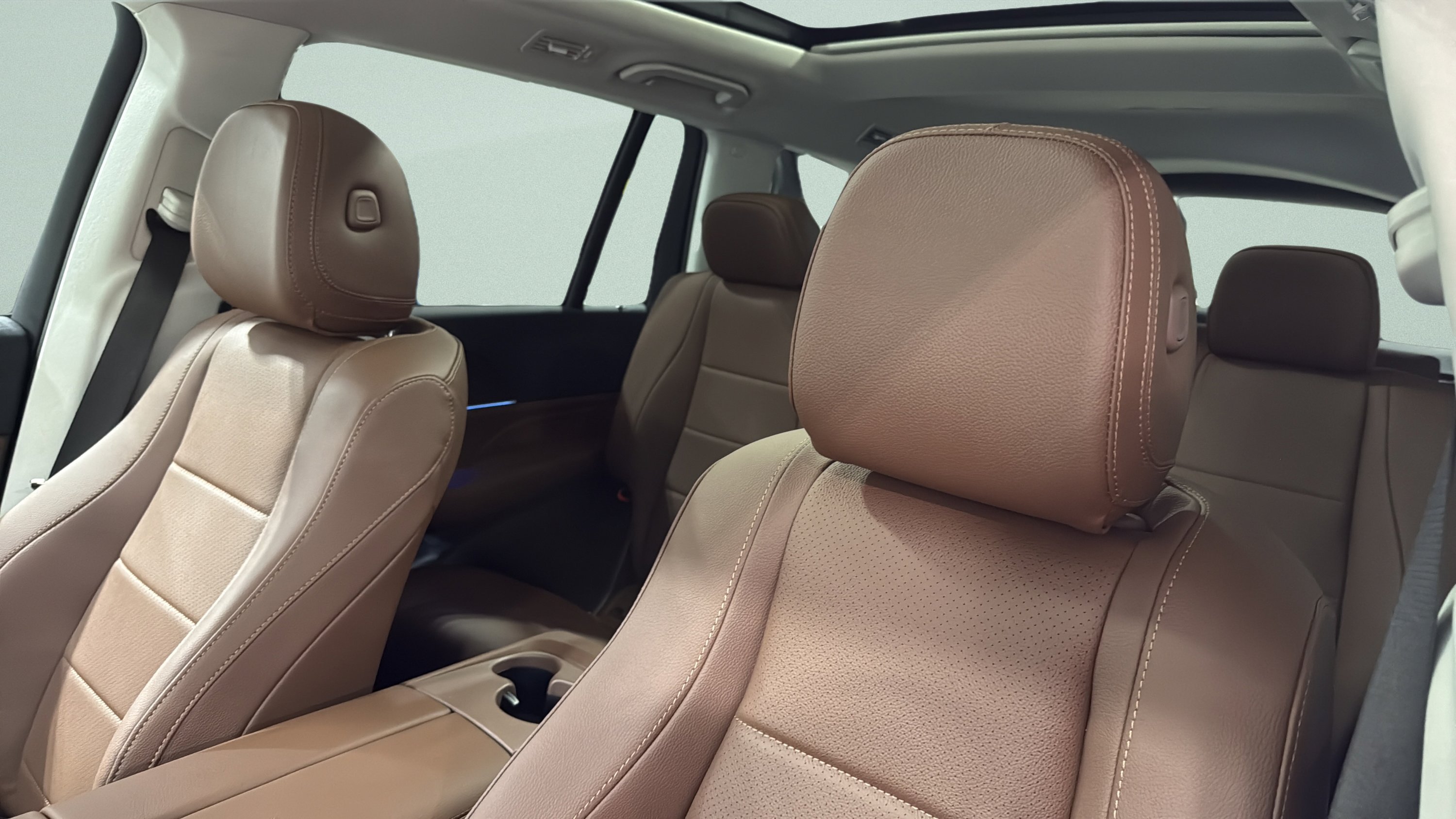 New 2026 Selenite Grey Metallic Mercedes-Benz GLS 450 image 18