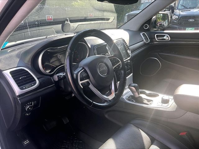 Used 2021 White Jeep Summit image 14