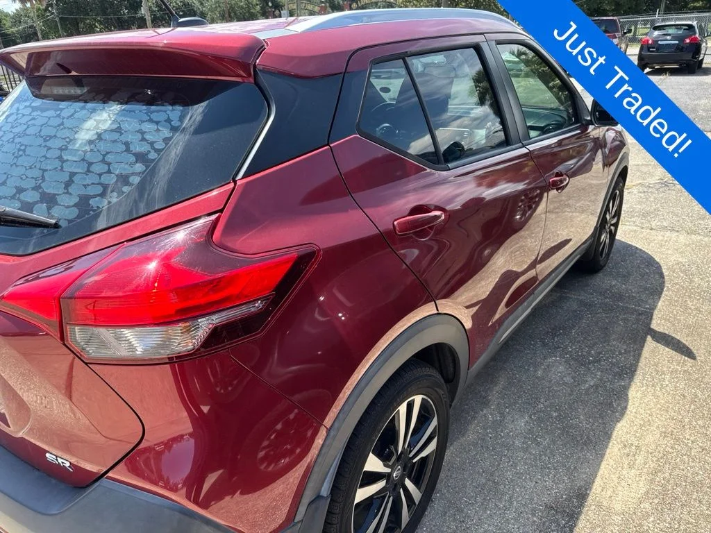 2019 Nissan Kicks SR