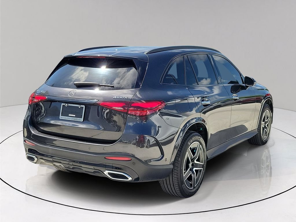 Certified Used 2024 Gray Mercedes-Benz GLC 300 image 6