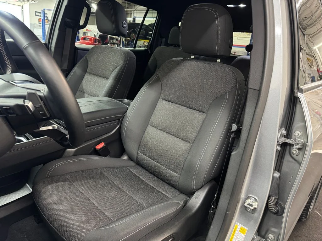 Used 2024 Gray Chevrolet LT image 17