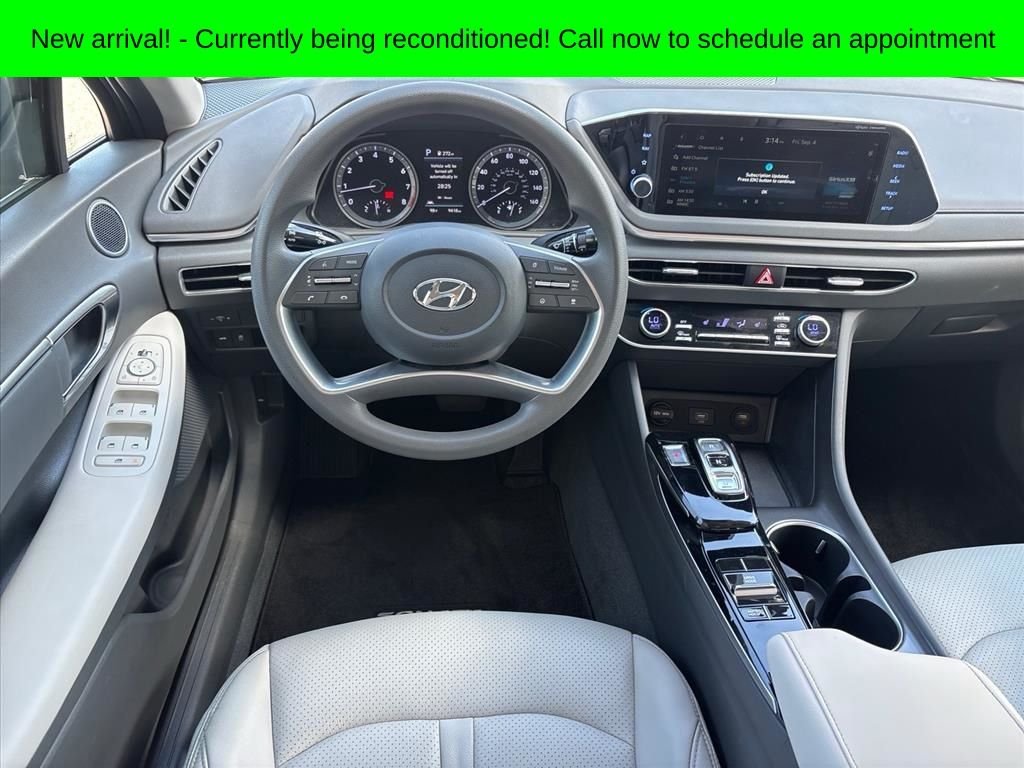 Used 2023 Gray Hyundai SEL image 13
