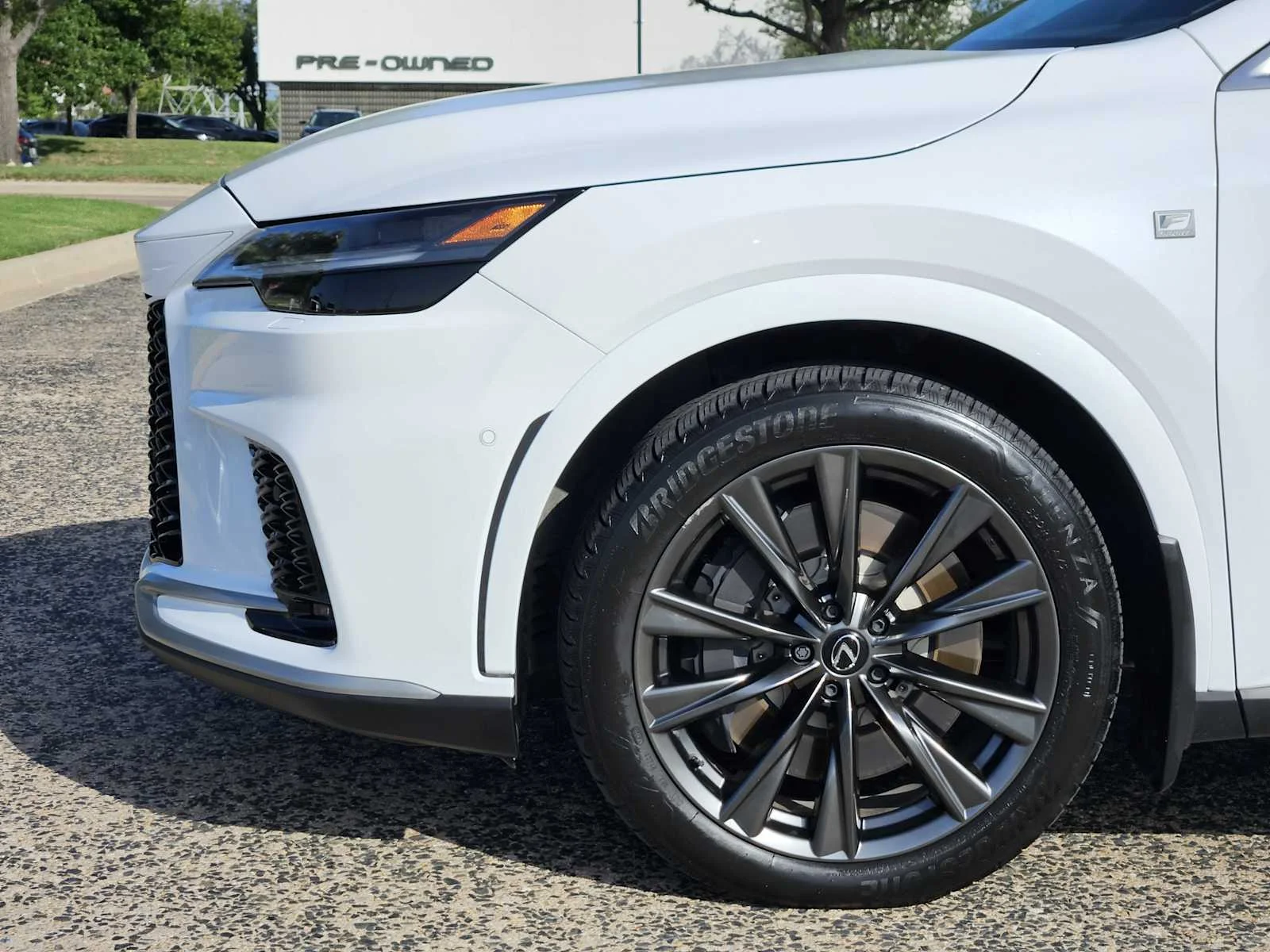Certified Used 2024 ULTRA WHITE Lexus F SPORT Handling image 5