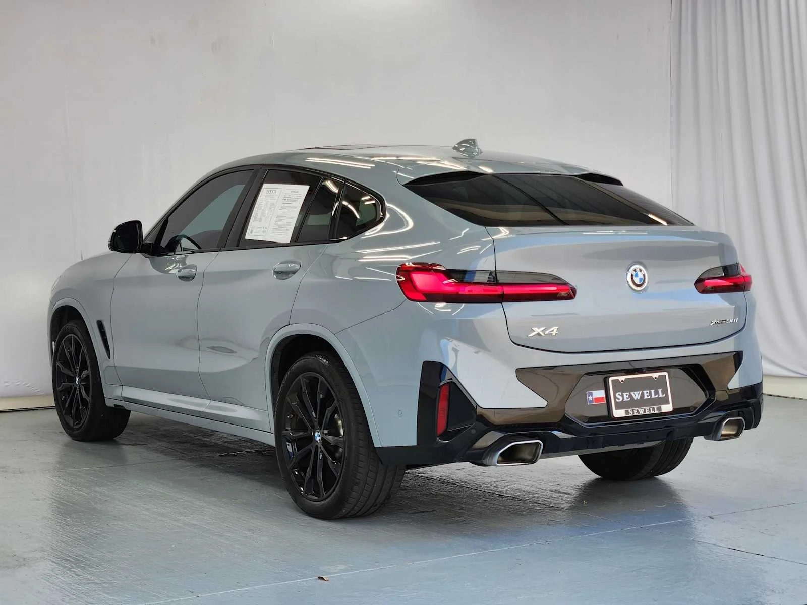 Used 2024 Brooklyn Grey Metallic BMW xDrive30i image 5