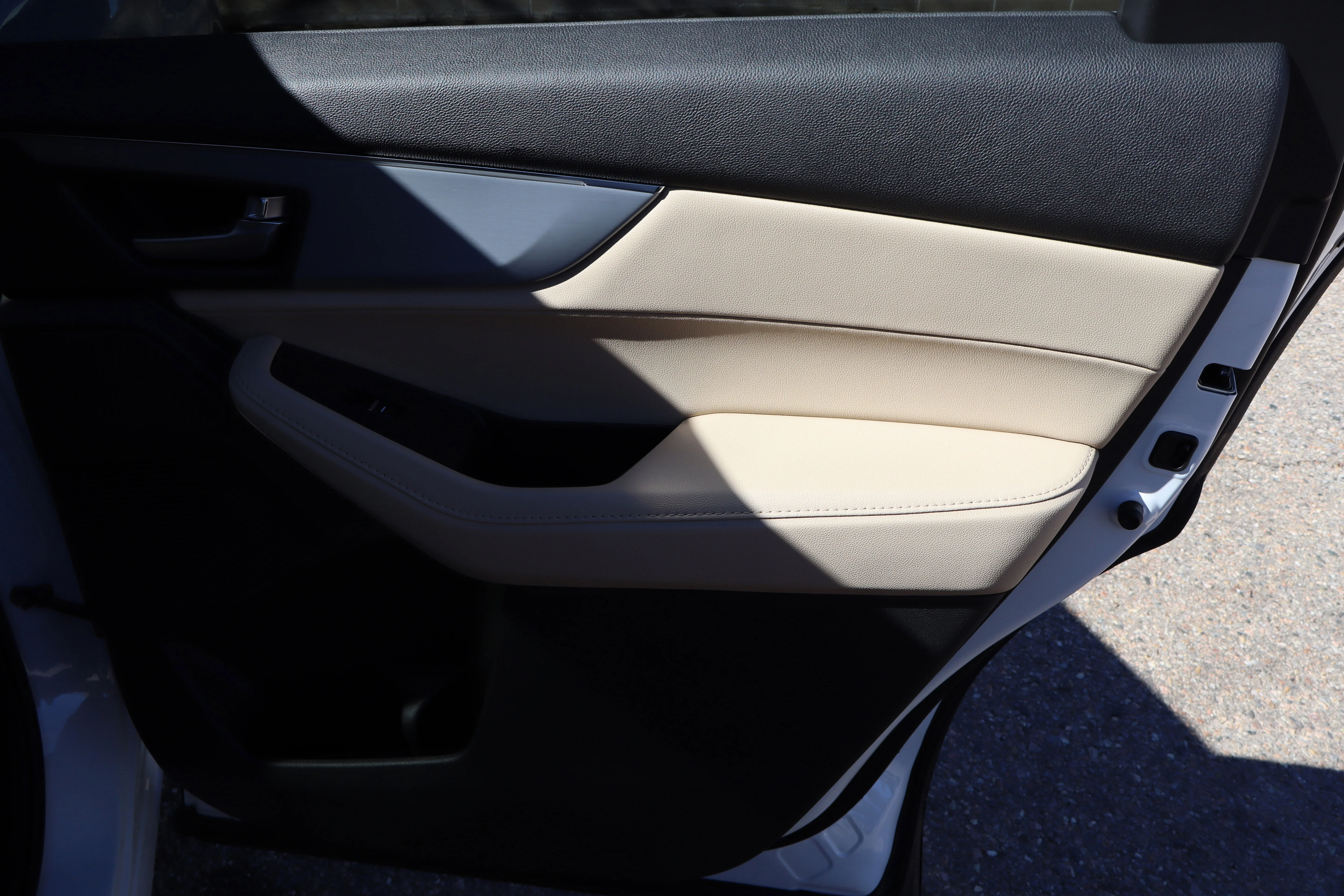 New 2026 Platinum White Pearl Acura 4MDX image 32