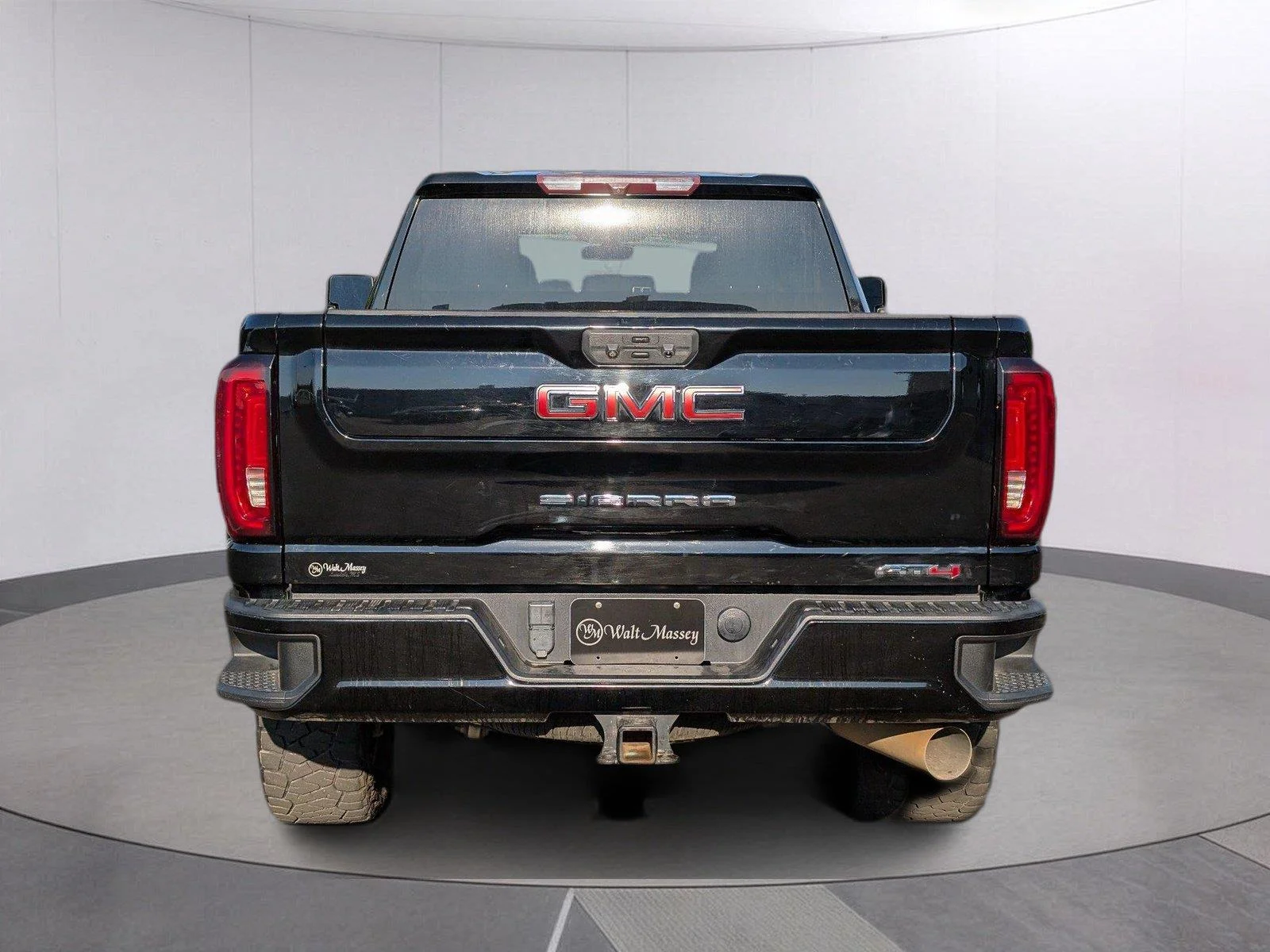 Used 2022 ONYX BLACK GMC AT4 image 6