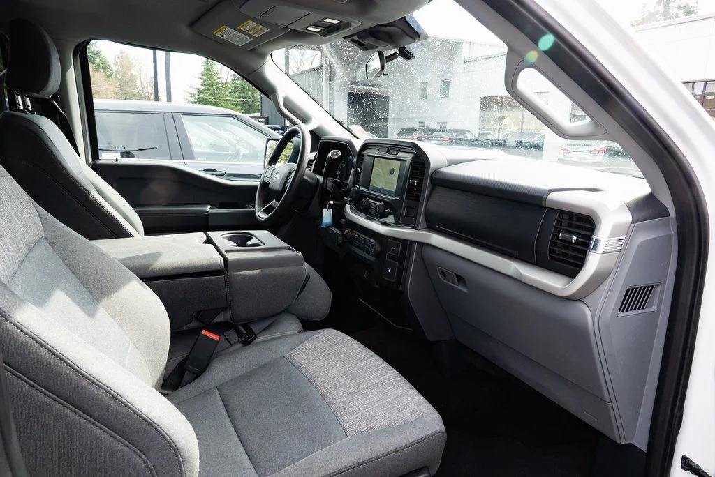 Used 2022 White Ford XLT image 23