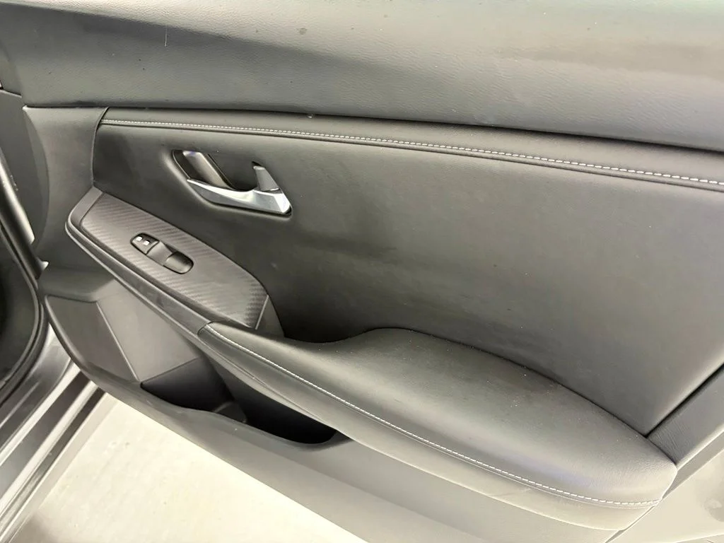 Used 2024 Gray Nissan SV image 39