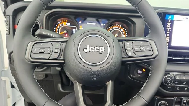 New 2026 Bright White Clearcoat Jeep Rubicon X image 22