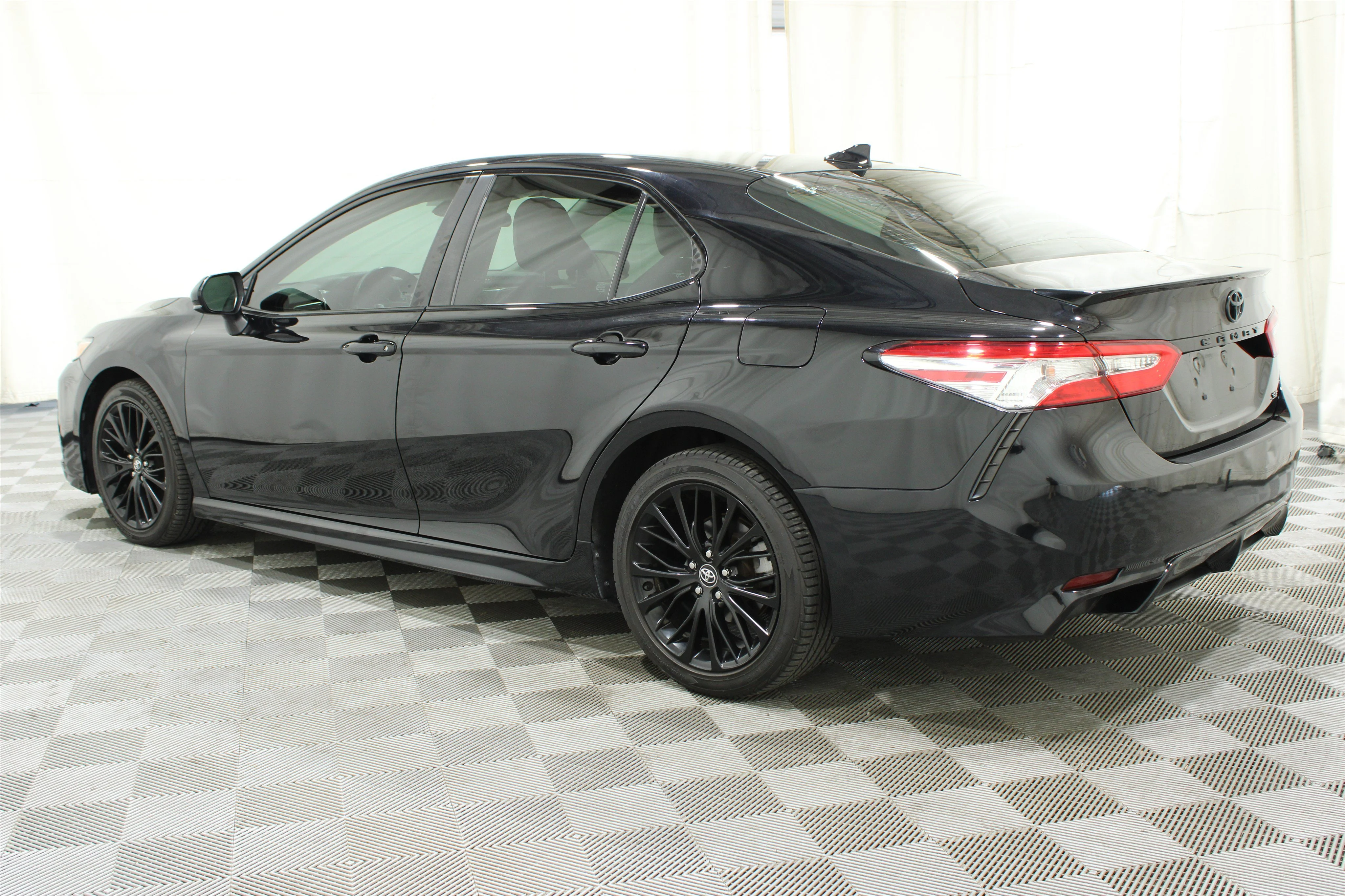 Used 2020 Midnight Black Metallic Toyota SE Nightshade image 29