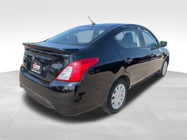 Used 2019 Black Nissan 1.6 S Plus image 7