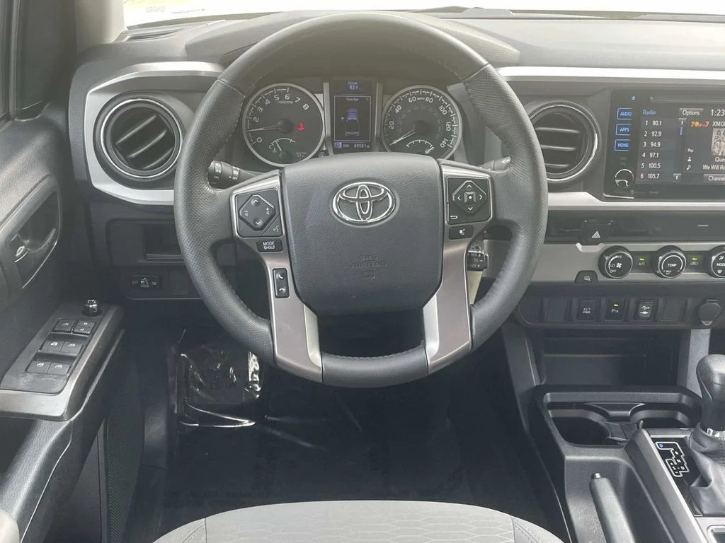 Used 2017 Beige Toyota SR5 image 8