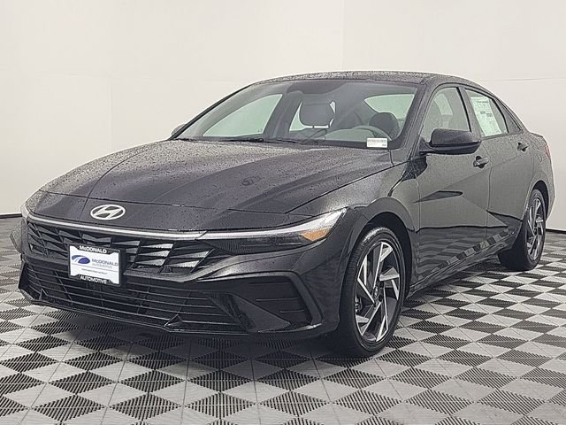 2025 Hyundai Elantra 1.6 HEV Blue's photo