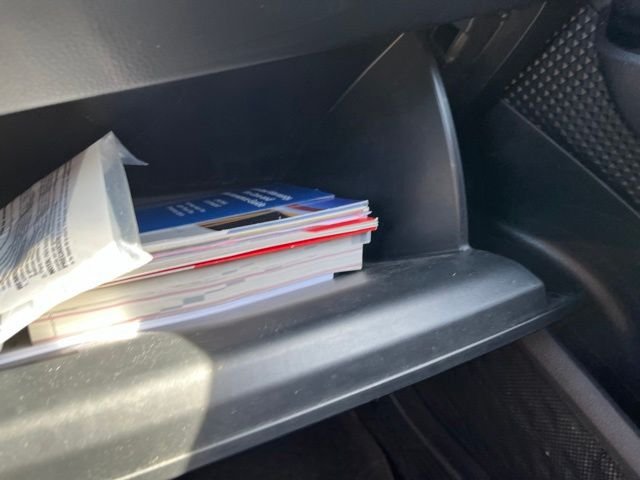 Used 2019 White Toyota XLE image 17