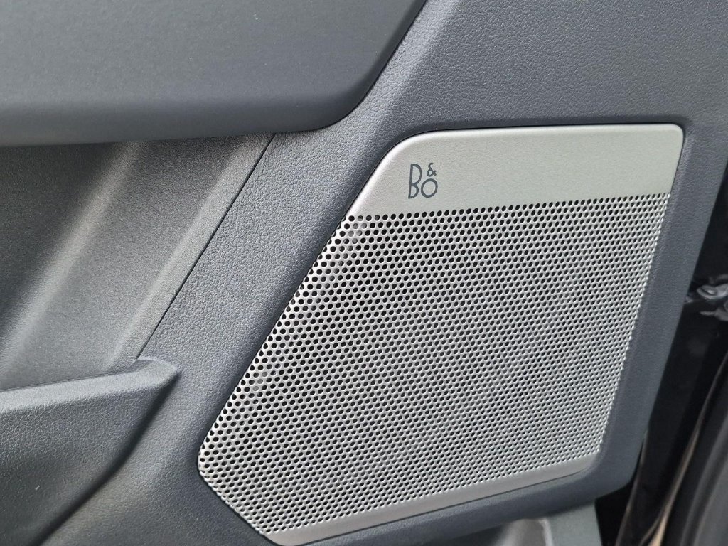 New 2026 Agate Black Metallic Ford XLT image 42