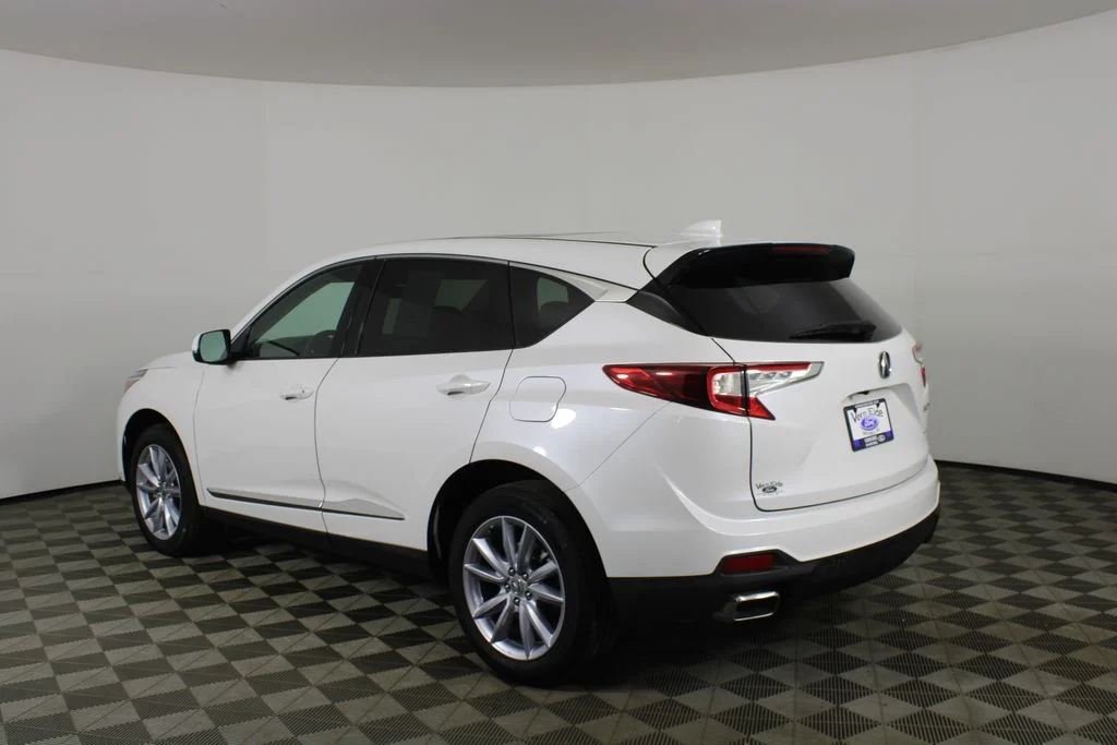 Used 2024 White Acura Base image 4