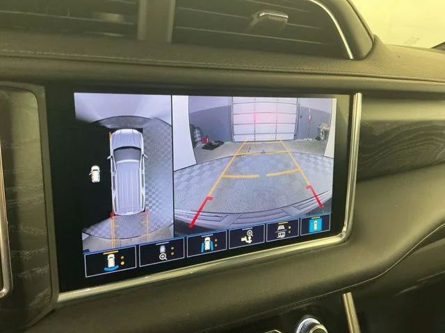 2021 GMC Yukon XL Denali - Photo 20