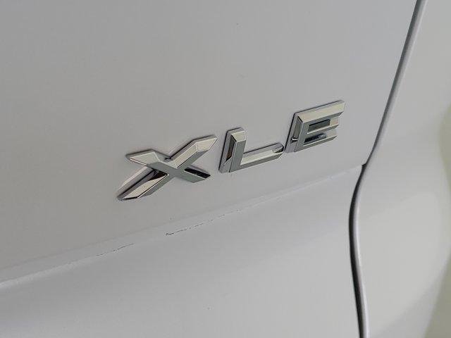 Certified Used 2026 OXYGEN WHITE Toyota  image 31