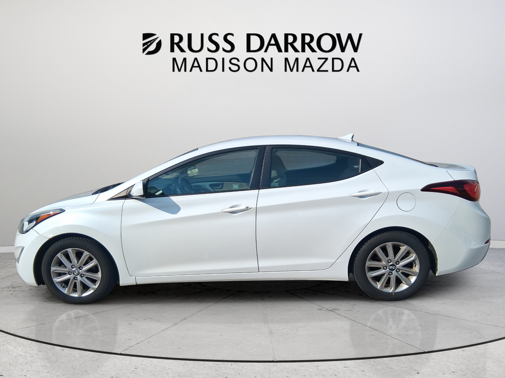 Used 2015 Hyundai Elantra SE with VIN 5NPDH4AE0FH548877 for sale in Madison, WI