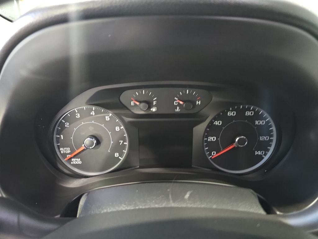 Used 2018 Gray GMC SLE image 15