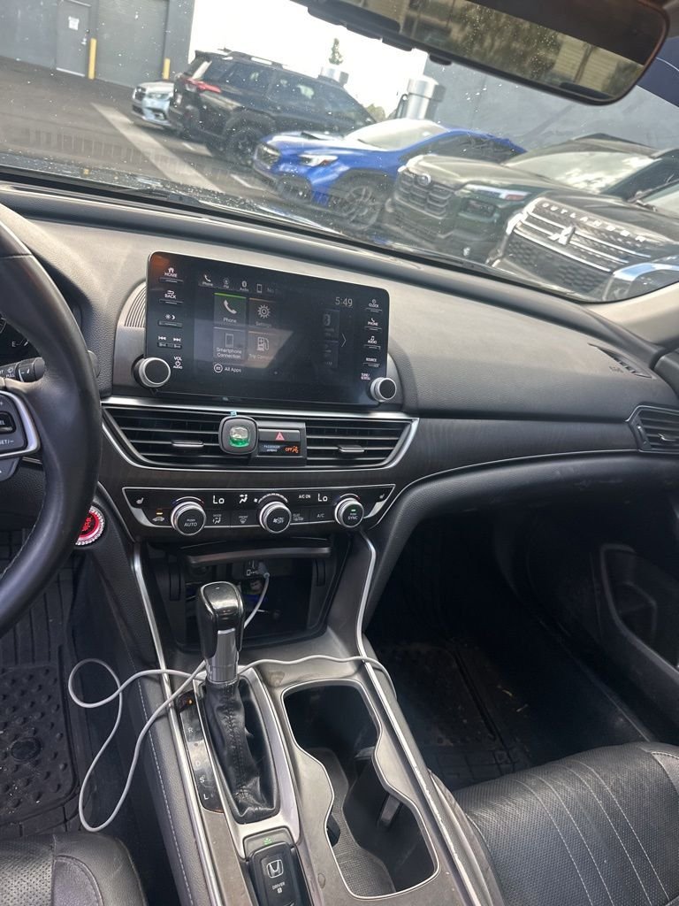 Used 2019 Black Honda EX-L image 19