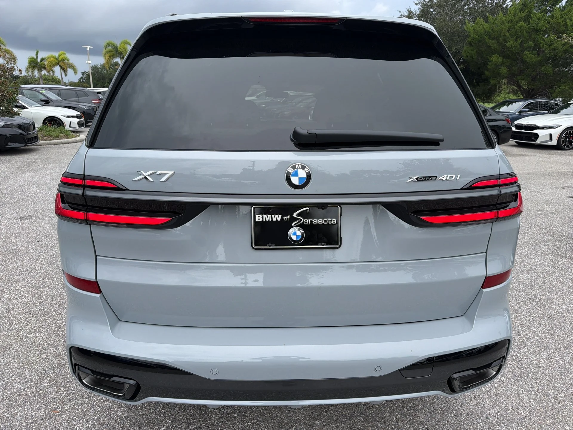 New 2027 Gray BMW xDrive40i image 5