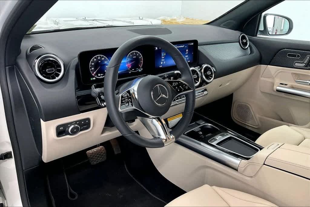Certified Used 2026 Polar White Mercedes-Benz GLA 250 image 16