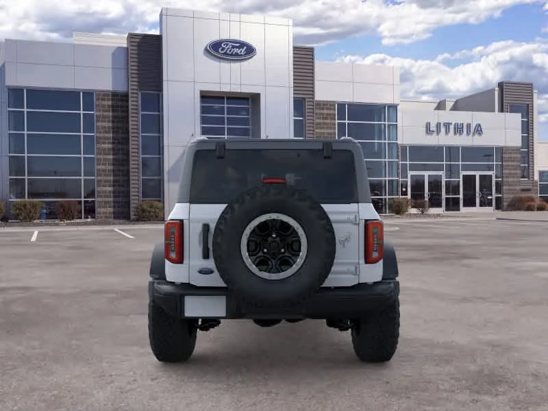 New 2026 Oxford White Ford Badlands® image 5
