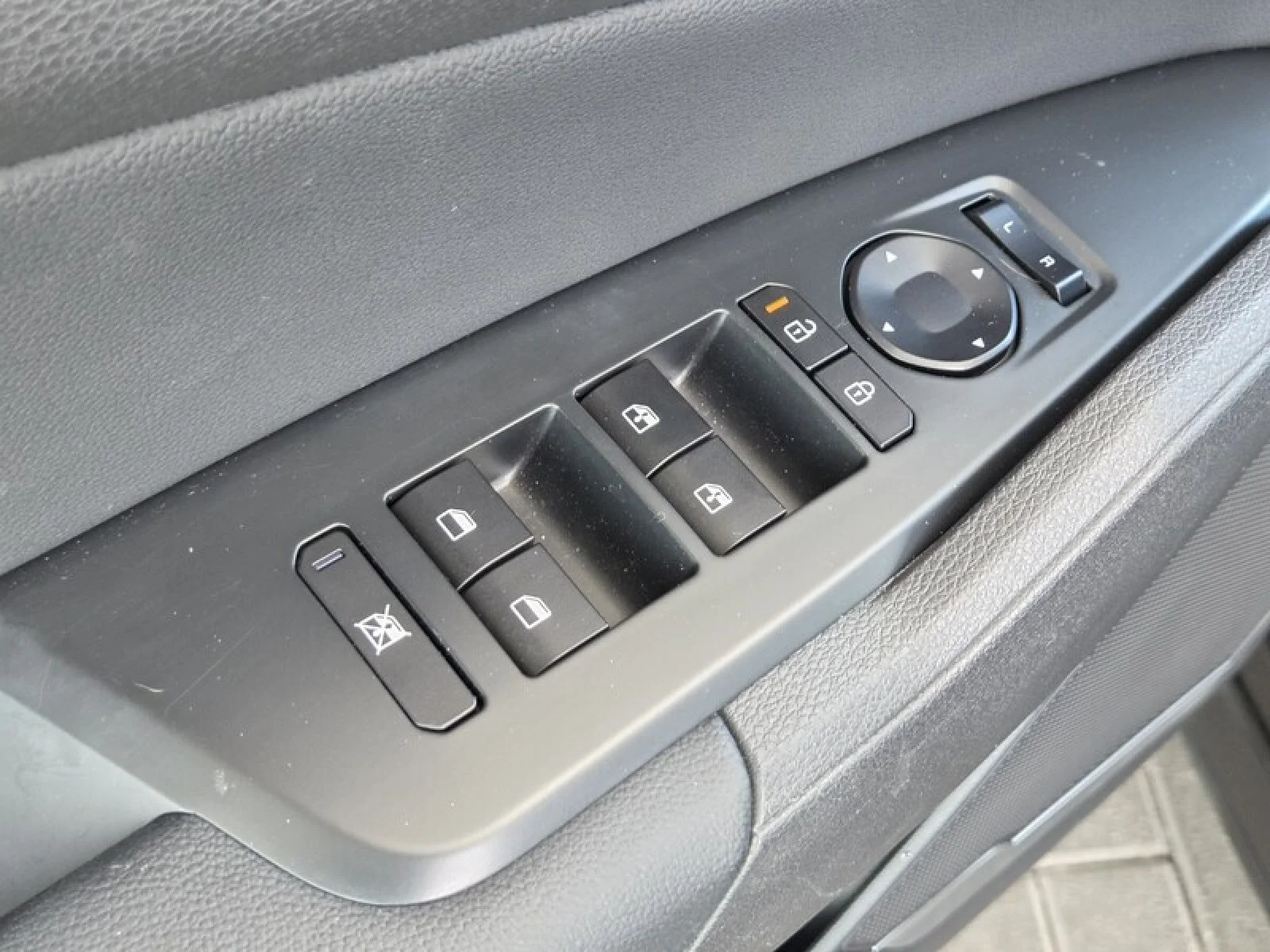 Used 2026 BLACK Kia X-Line image 24