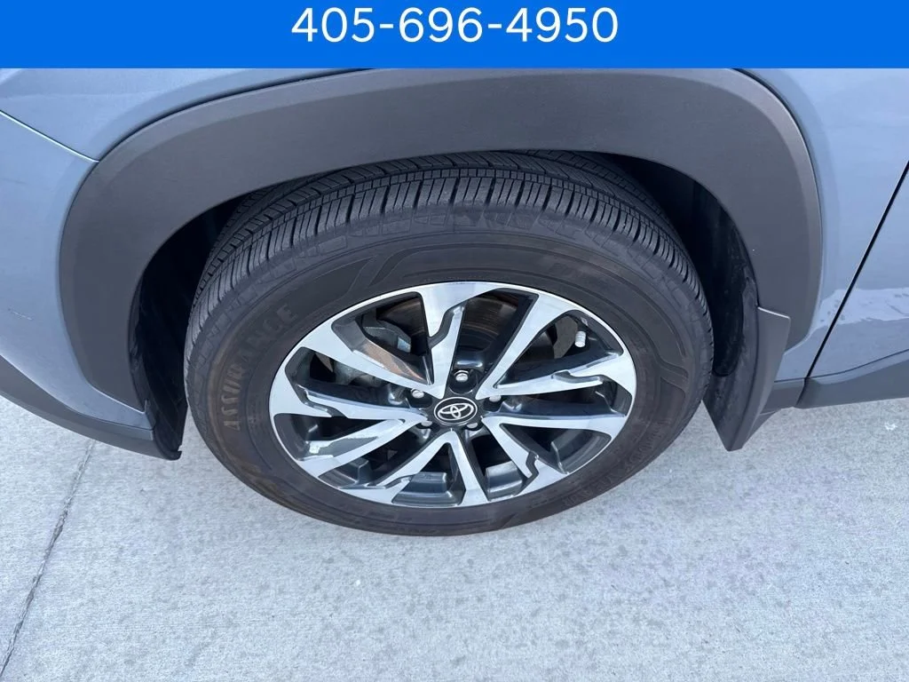 Pre-Owned 2025 Toyota Corolla Cross XLE