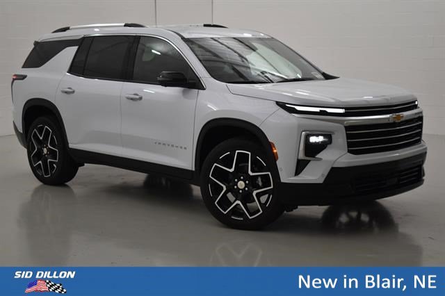 New 2026 Polar White Tricoat Chevrolet High Country image 14