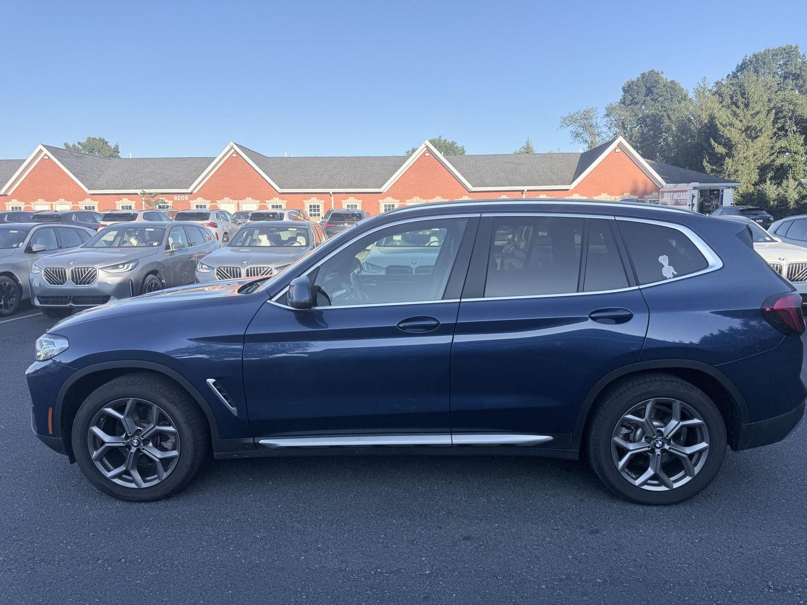 Used 2024 Phytonic Blue Metallic BMW xDrive30i image 4