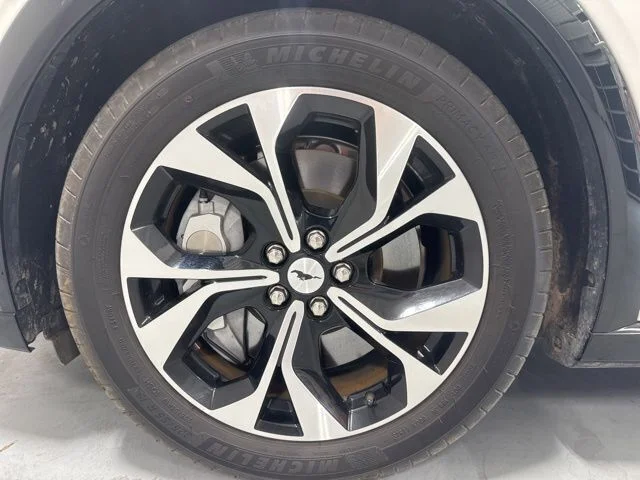 Used 2023 White Ford Premium image 11