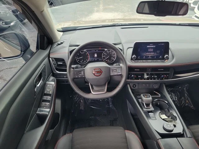 2025 Nissan Rogue Rock Creek - Photo 11
