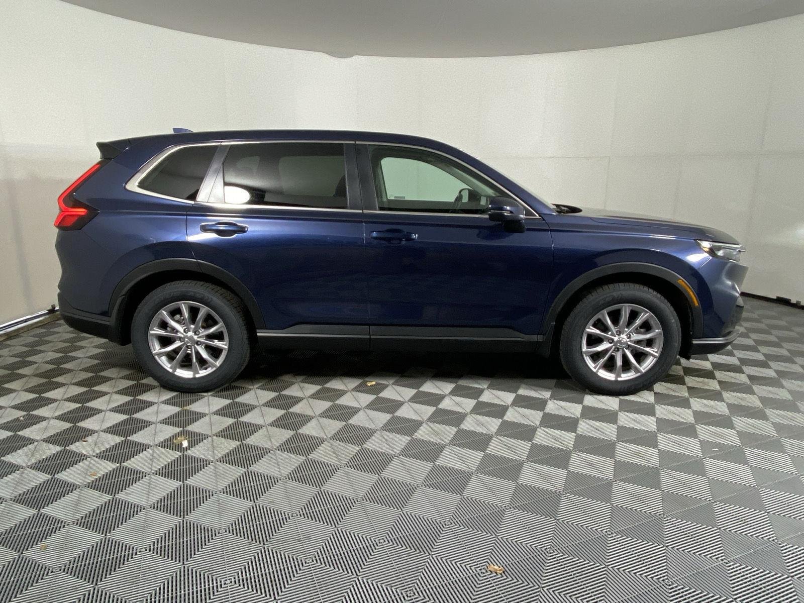 Used 2024 Canyon River Blue Metallic Honda EX image 9