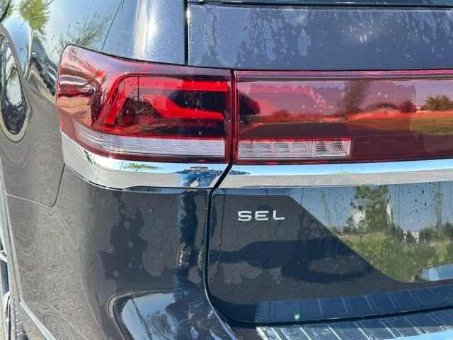 New 2026 Deep Black Pearl Volkswagen 2.0T SEL Premium R-Line image 11