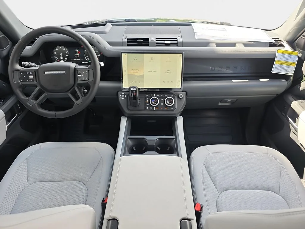 New 2026 Woolstone Green LAND ROVER X-Dynamic SE image 9